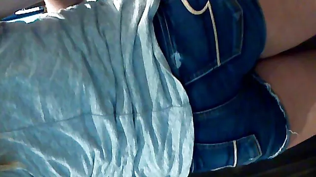 A nagy segg xxx Buxom barna Angelica Heart négyesben vesz részt