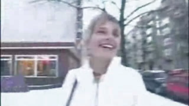 Szörnyű, nagy segg szex busty fekete nimfo egy fantasztikus tehénlány, akit keményen meg kell szarni