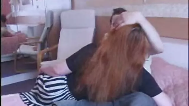 A vad Alison Star megnyalja Daisey Lee nedves, nagy popo lédús punciját a jachton