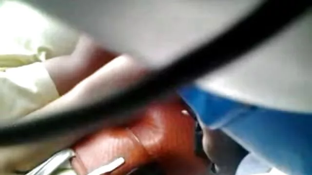 Aranyos barna Belicia nagy seg szex vaskos szopást ad egy hosszú, kövér fasznak