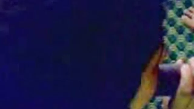 Jól felruházott xxx nagy seg csávó baszik egy nagy cici kurva Lucia Fernandez punciját
