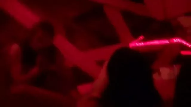 Az elkényeztetett nővér, Bella nagy seggű pornó Cole elcsábítja Dr. Stone-t a munkahelyi piszkos szexre